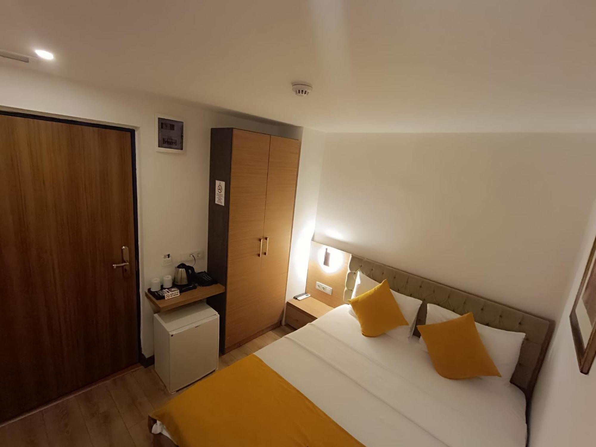 Comfy Otel Antalya Lara Antália Exterior foto